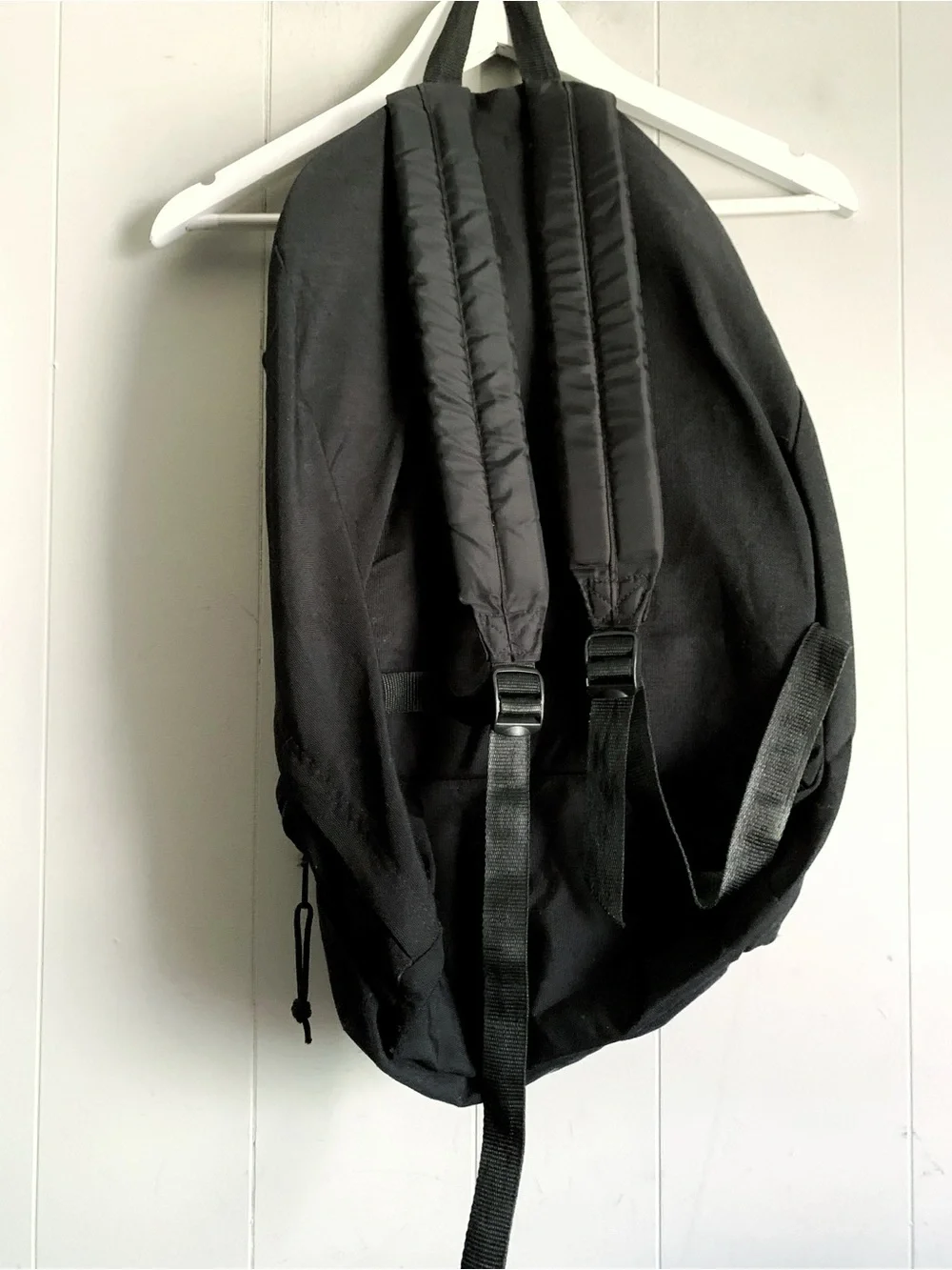 Eastpak Black Men's Everyday Backpack with Logo Patch